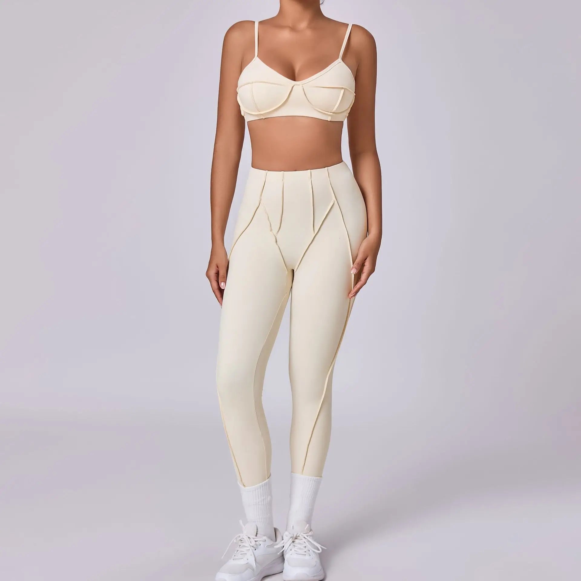 Combinaison avec brassière