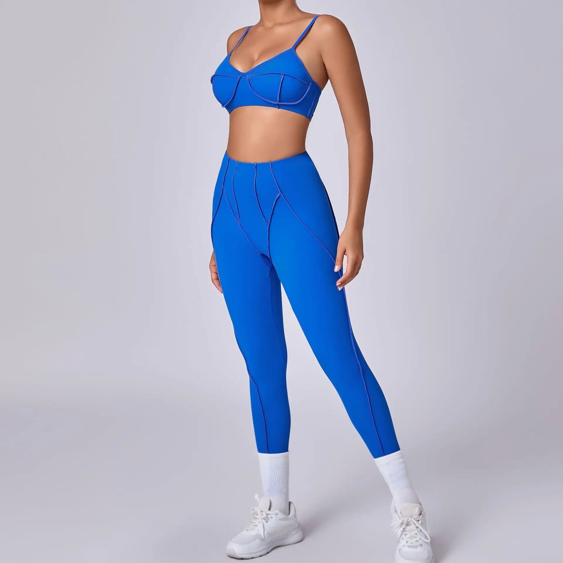 Combinaison avec brassière