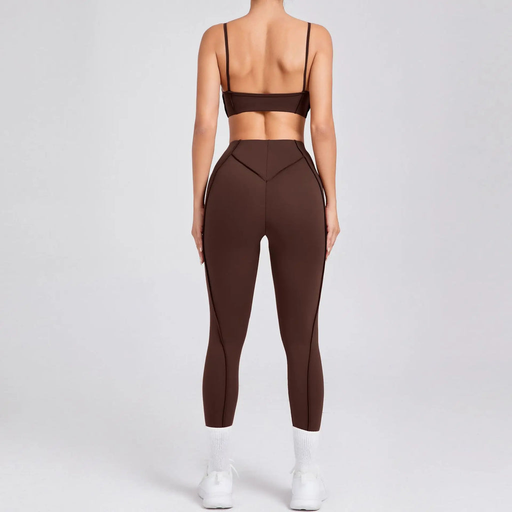 Combinaison avec brassière
